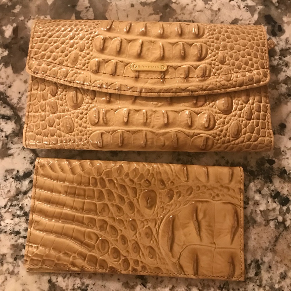 Billfold and checkbook cover .